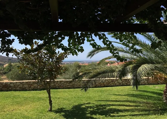 Kefalos Villa *